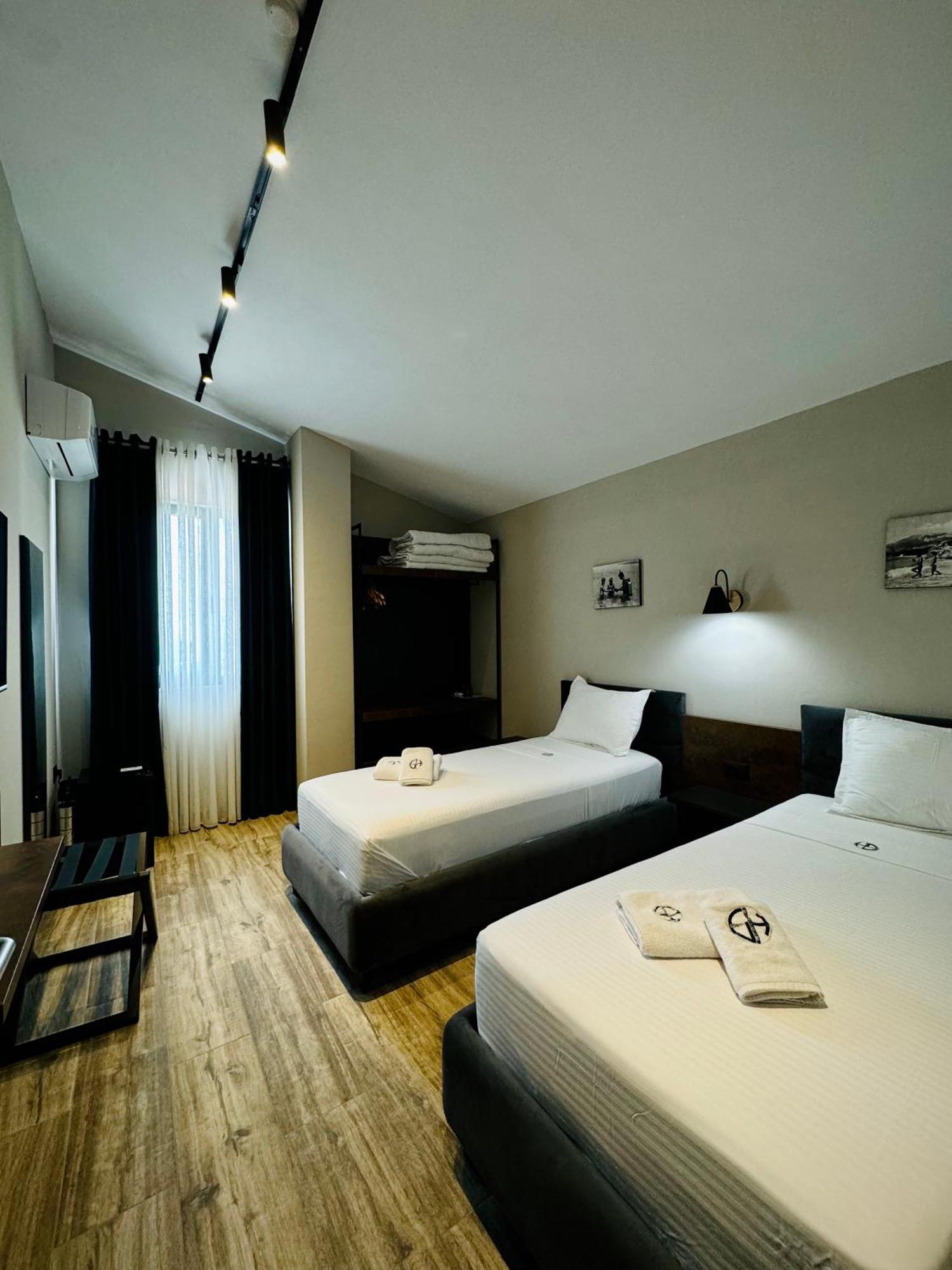 Gogo'S Boutique Hotel Dhërmi 외부 사진